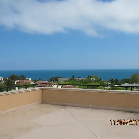 Complex Ruzh 아파트 골든샌드